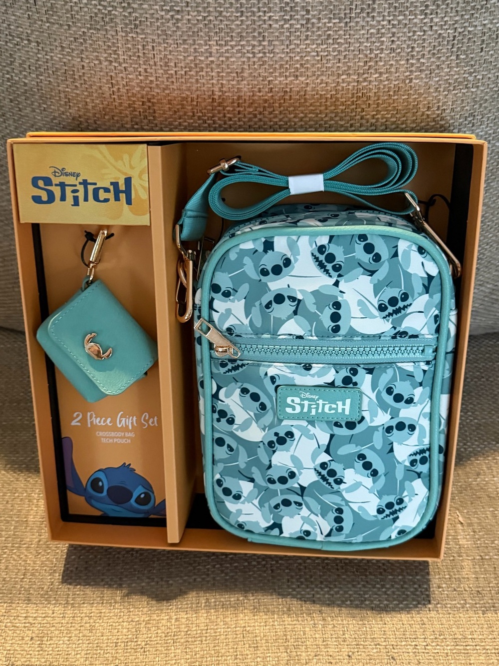 NIB - Disney Stitch Crossbody Bag Purse Gift Set with Tech Pouch